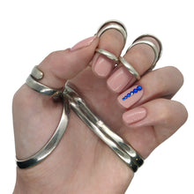 Load image into Gallery viewer, Sapphire Stud