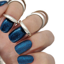 Load image into Gallery viewer, Sapphire Sparkle