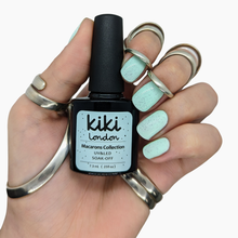 Load image into Gallery viewer, mint green gel polish pastel summer spring gellack nails biab speckled egg shell nail art easter holiday
